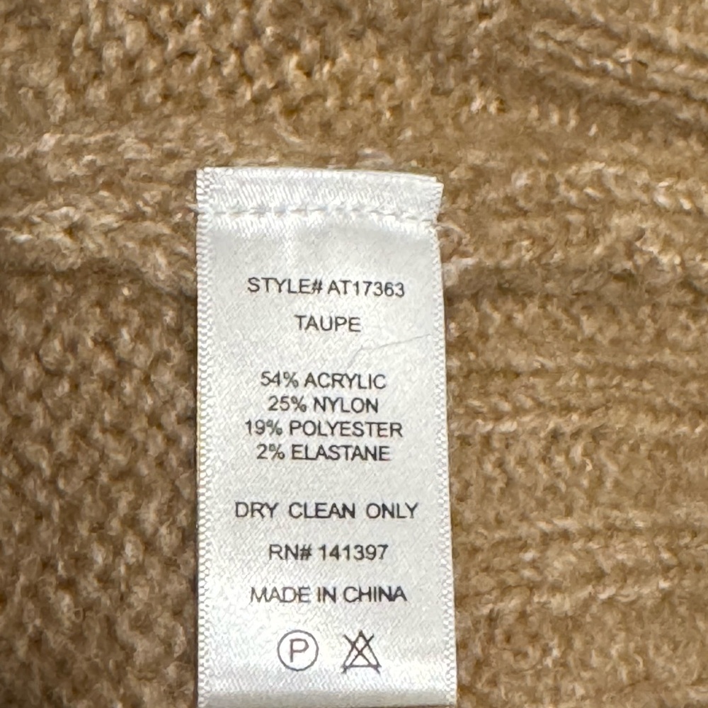 Astr Textured Tan V-Neck Sweater - Picture 6 of 6